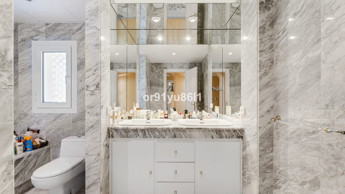 Appartement met 2 slaapkamers in Puerto Banús in Puerto Banús - foto 16
