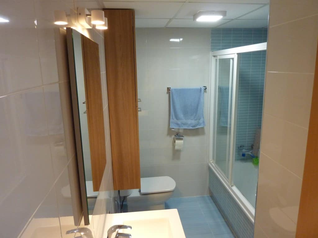 Appartement met 2 slaapkamers in Benalmádena in Benalmadena - foto 9