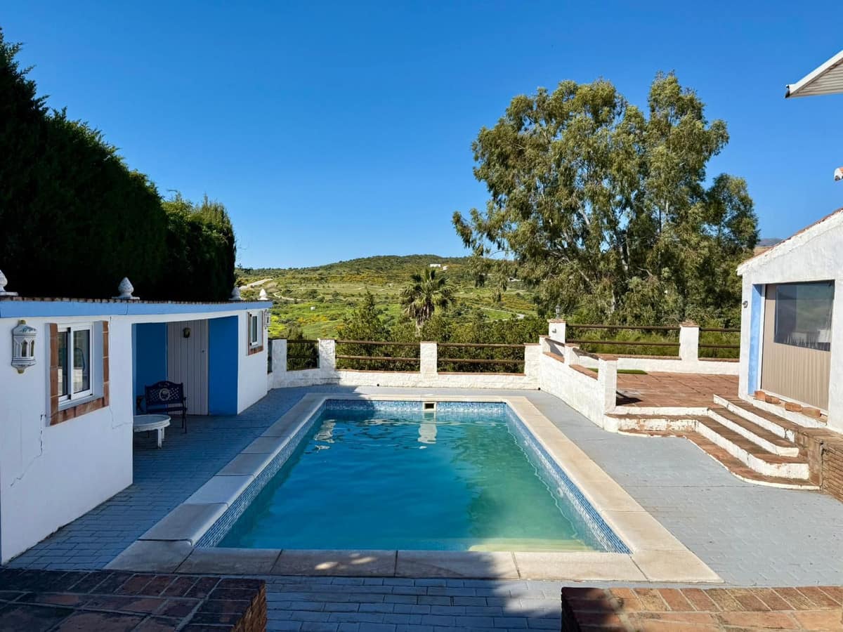 3-slaapkamer villa in Estepona met privézwembad en golfzicht in Estepona - foto 3