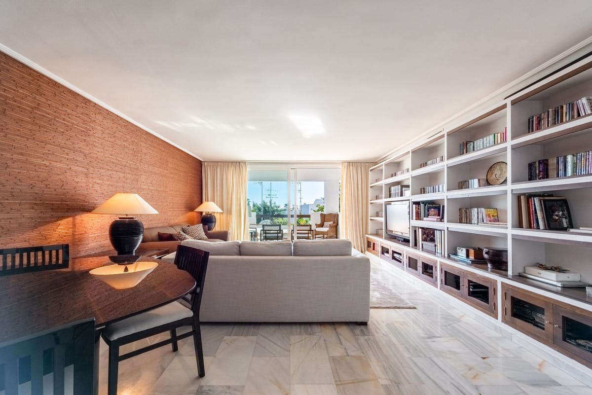 2-slaapkamer appartement met zeezicht in Bel Air in Bel Air - foto 4