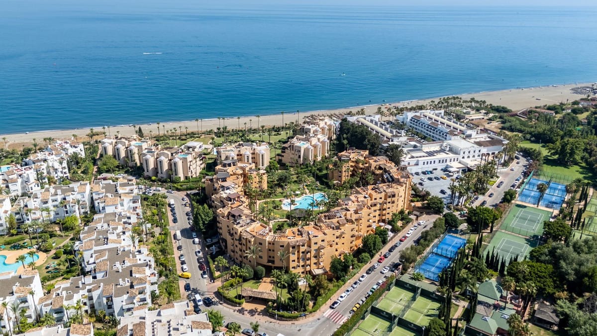 Elegant 2-slaapkamer appartement te koop in Terrazas de Costalita, Estepona in Costalita - foto 17