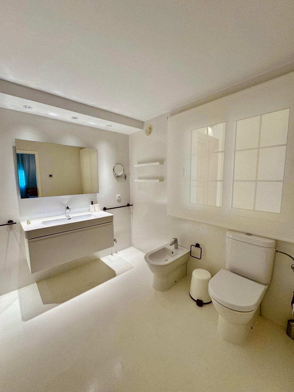 Drie-slaapkamer villa in Estepona in Estepona - foto 6