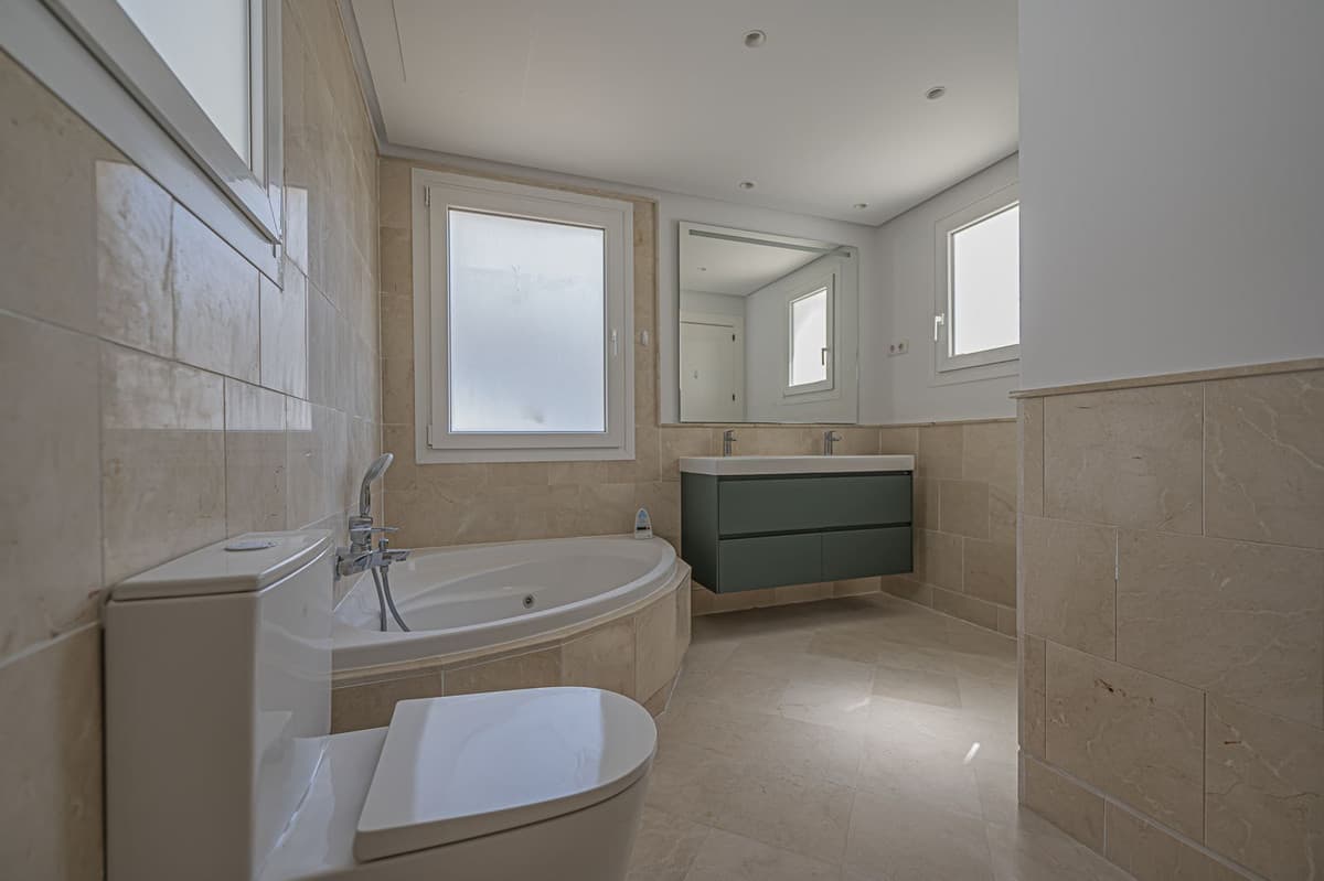 Penthouse met 2 slaapkamers in Nueva Andalucía in Nueva Andalucía - foto 18