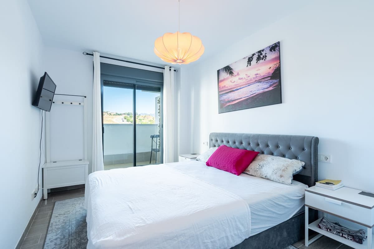 2 bedroom Apartment in La Cala De Mijas in La Cala de Mijas - foto 11