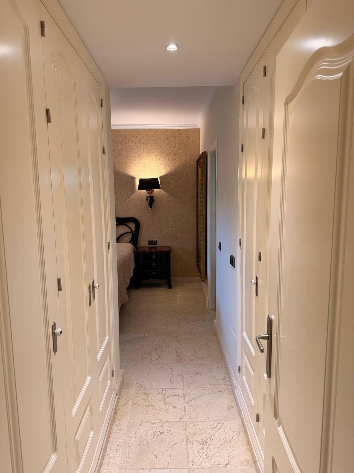 Drie-slaapkamer appartement in Estepona in Estepona - foto 16