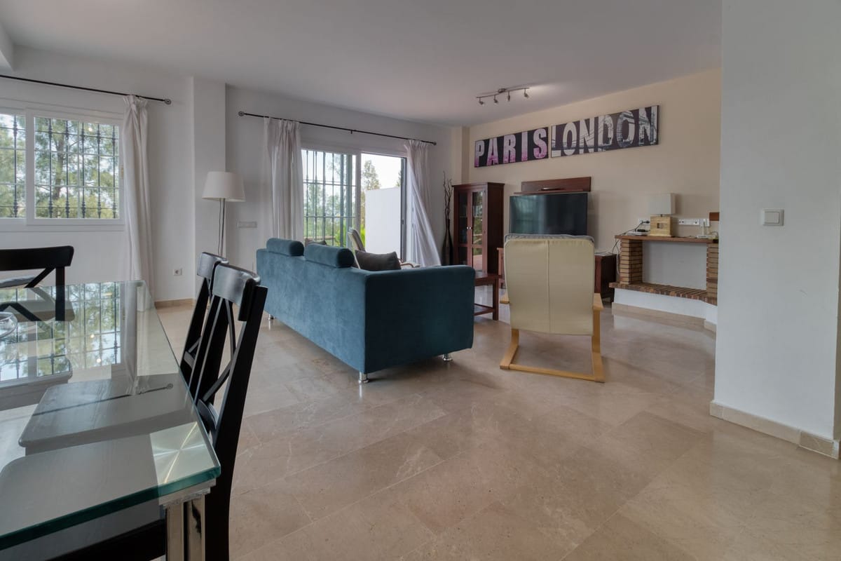 Villa met 4 slaapkamers in Alhaurín de la Torre, Málaga – Golfresort in Alhaurín de la Torre - foto 9