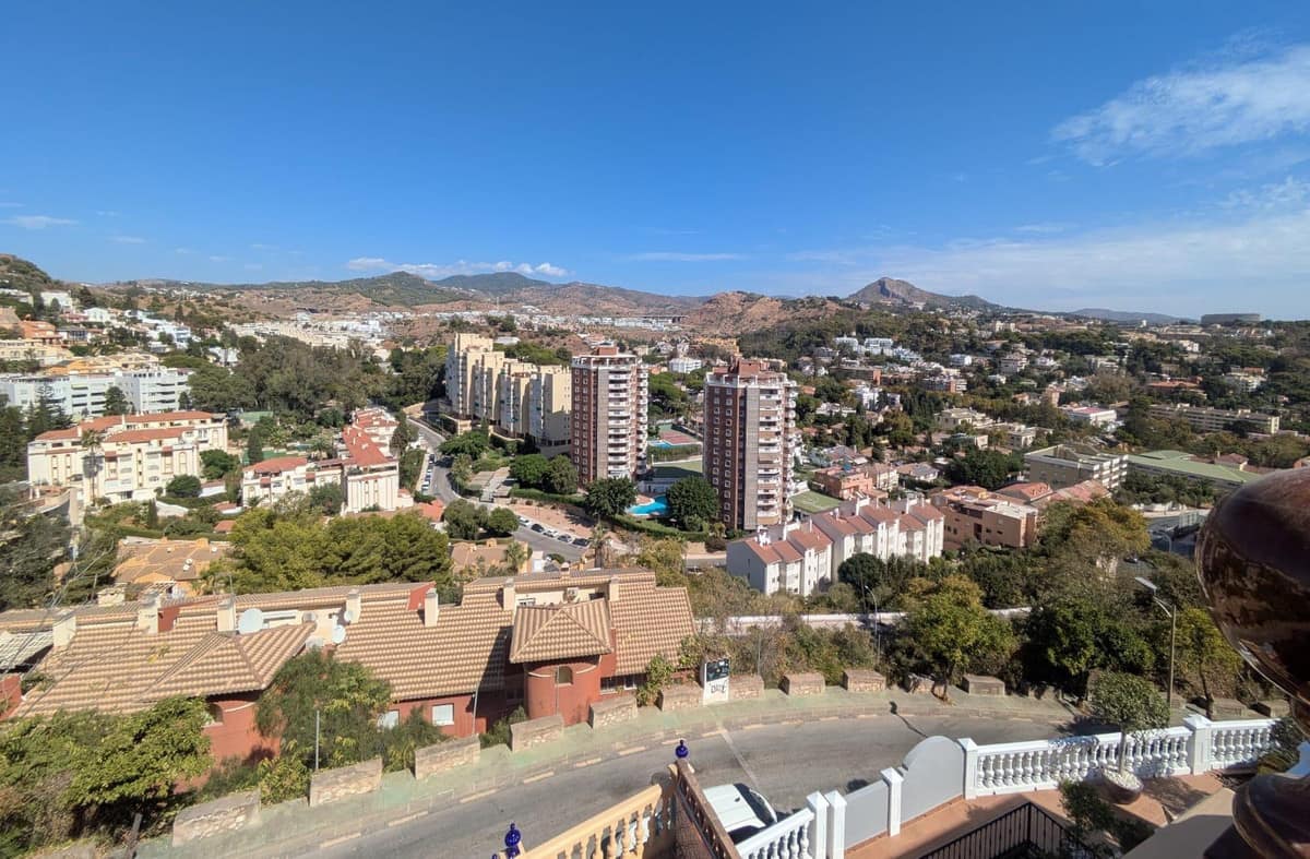 Vijf-slaapkamer villa in Málaga (La Malagueta – Monte Sancha) in Málaga - foto 4