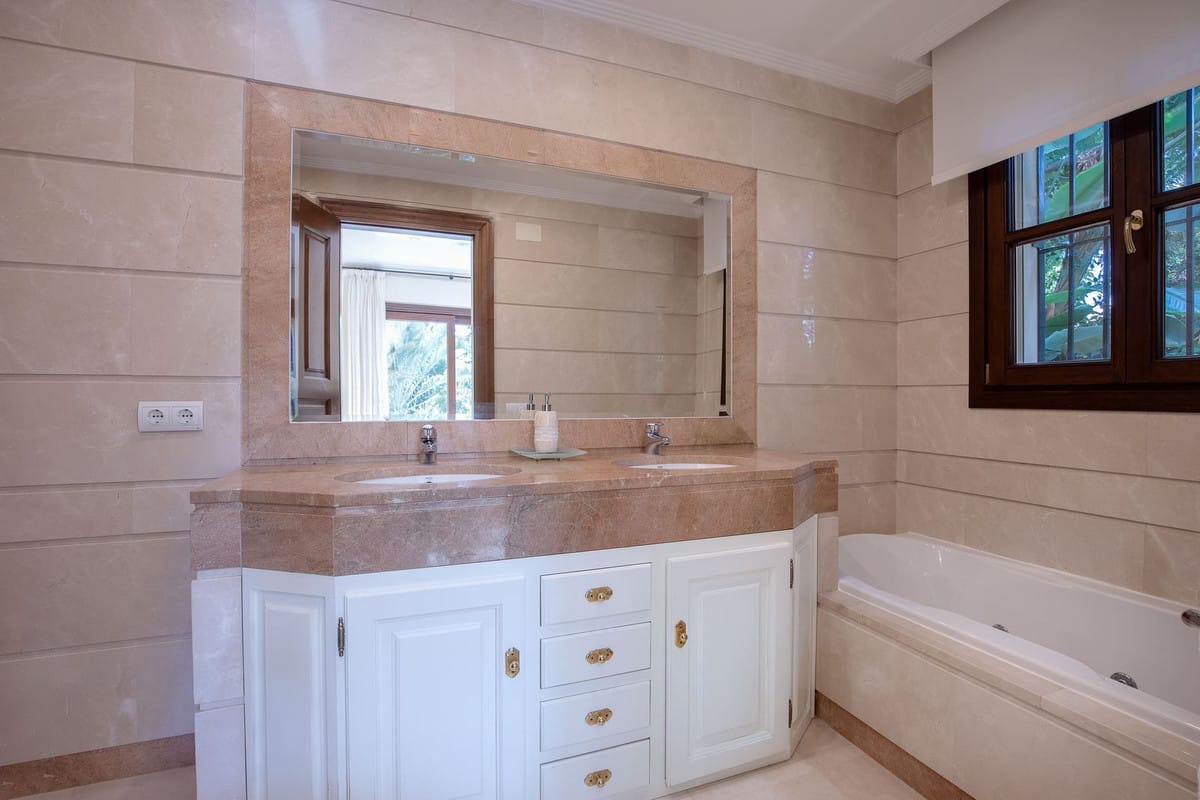 Villa met 6 slaapkamers in Los Arqueros, Málaga in Los Arqueros - foto 20