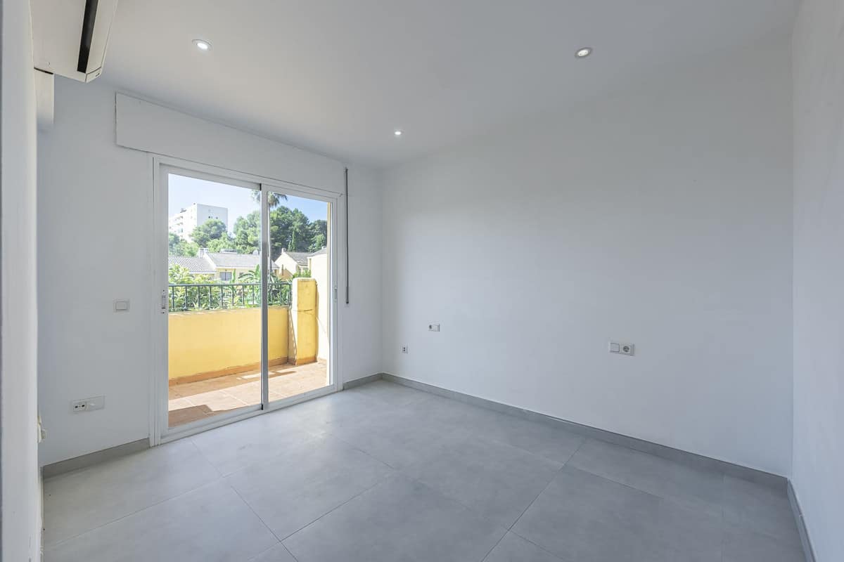 Drie-slaapkamerwoning in Estepona in Estepona - foto 12