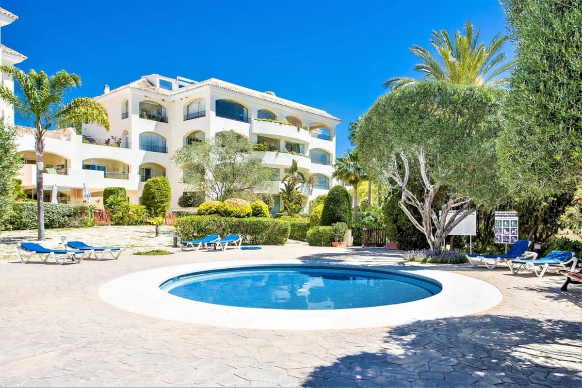 Drie-slaapkamerappartement in Bahía de Marbella in Bahía de Marbella - foto 2