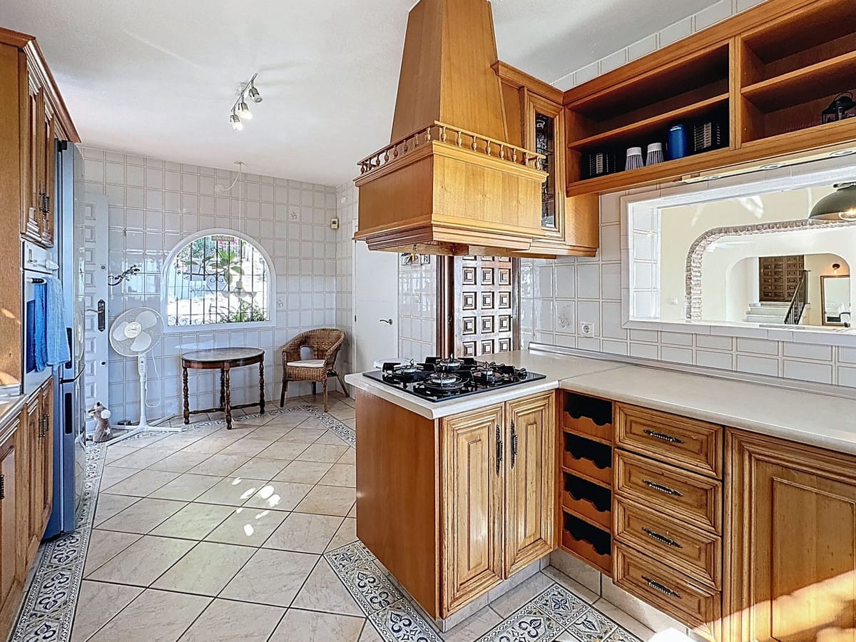 4-slaapkamer villa met panoramisch zeezicht in Mijas in Mijas - foto 14