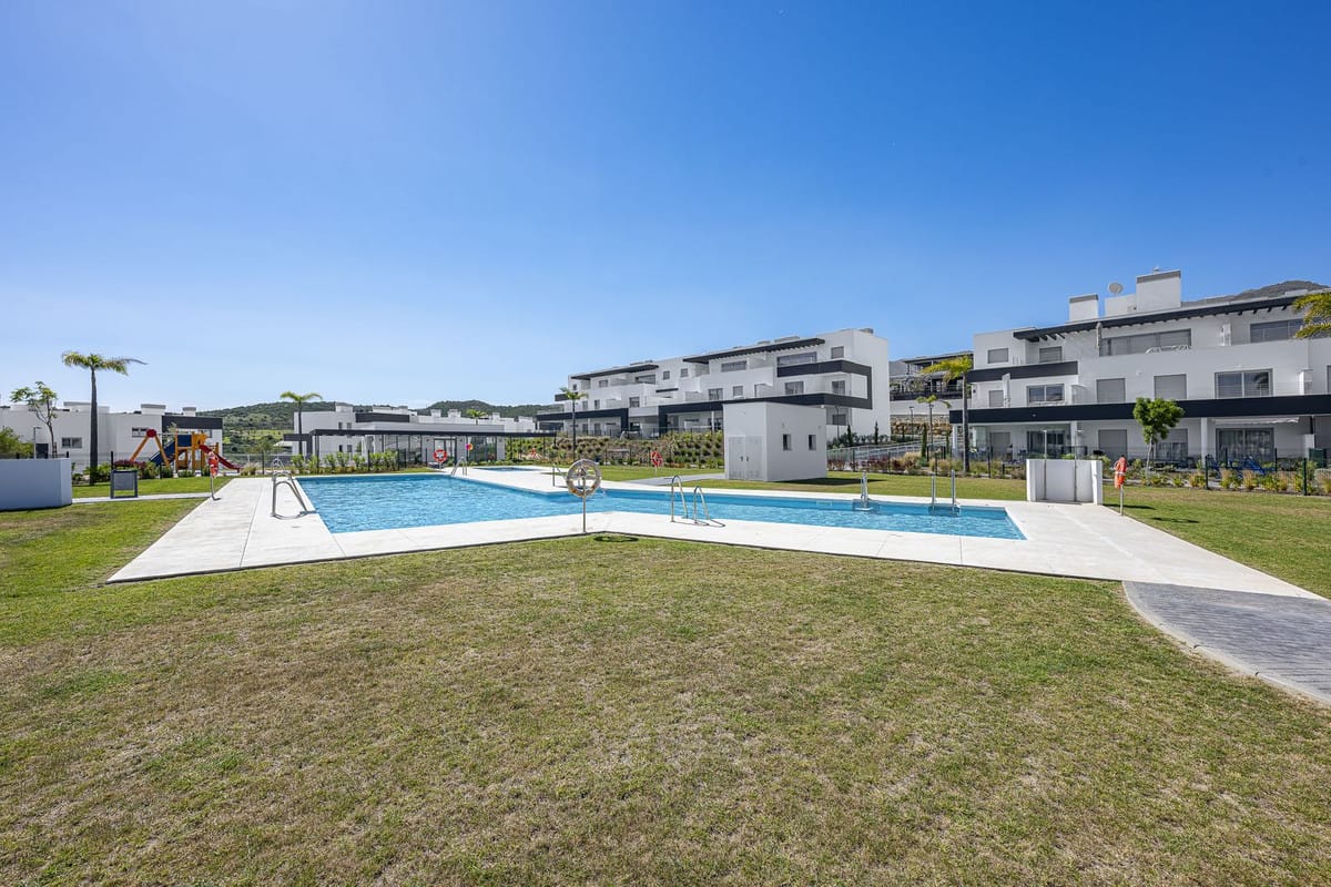 2 bedroom Apartment in Estepona in Estepona - foto 19