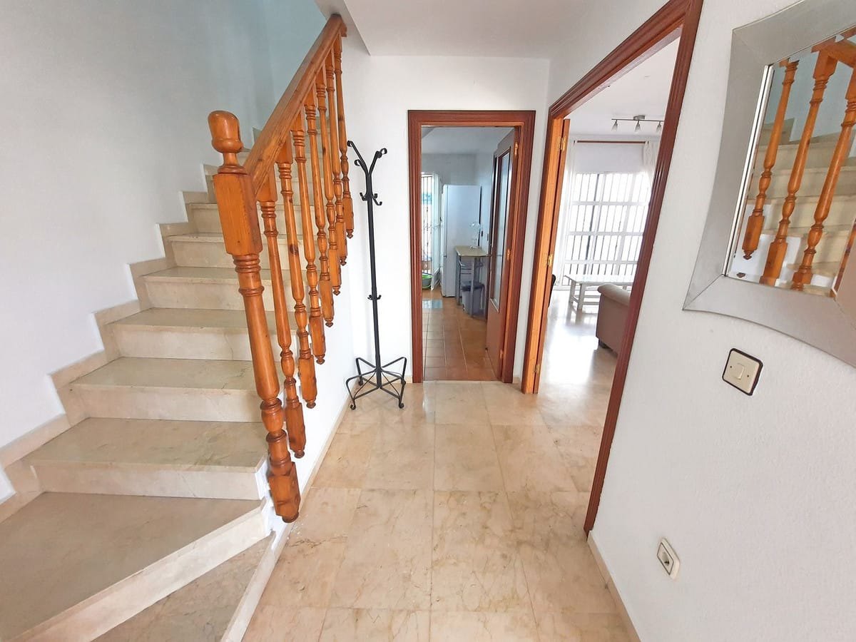 Rijtjeswoning met 4 slaapkamers in Las Lagunas de Mijas Costa in Las Lagunas - foto 16