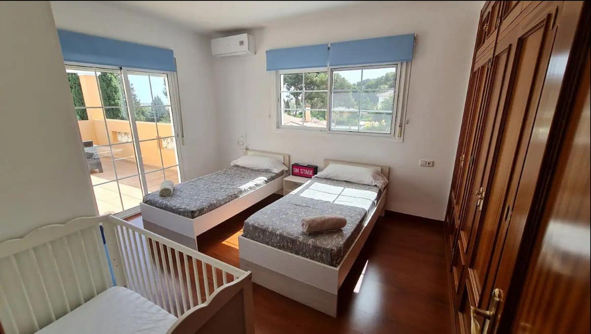 Vrijstaand huis met 5 slaapkamers in Torremolinos in Torremolinos - foto 17