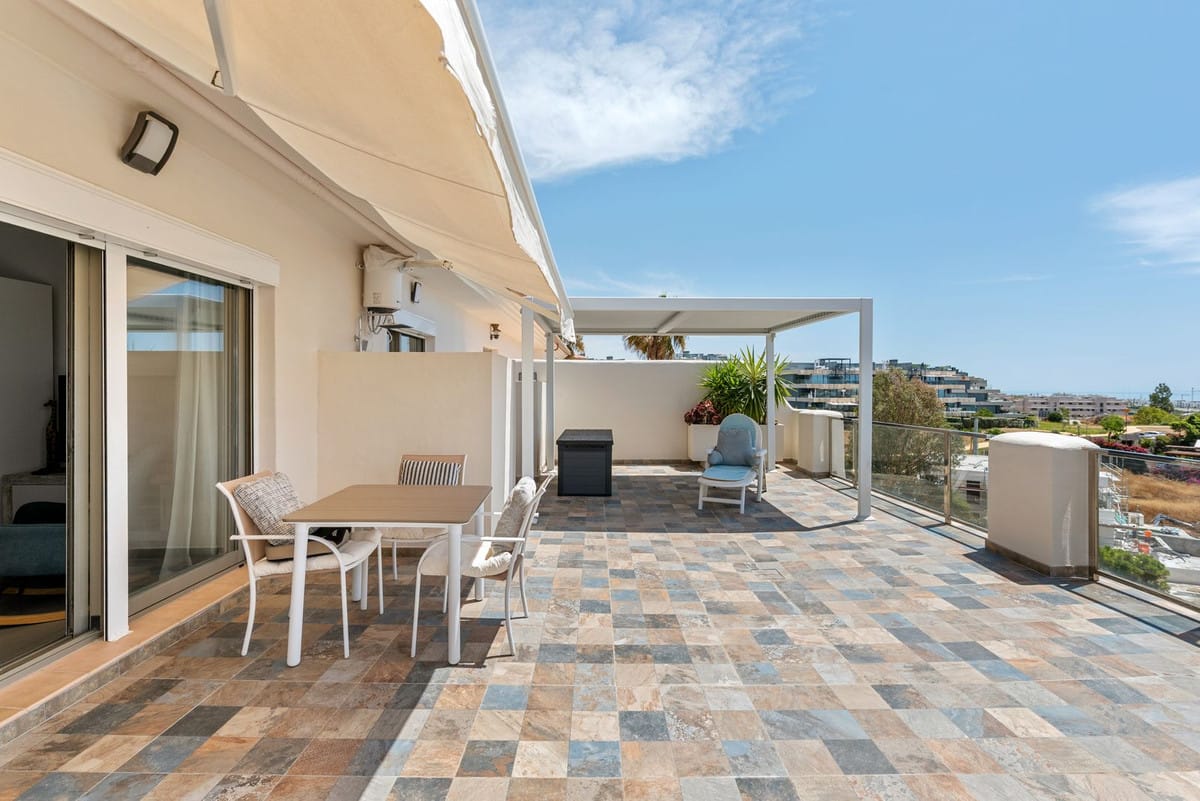 Elegant gerenoveerde penthouse met royaal privéterras aan de New Golden Mile in New Golden Mile - foto 14