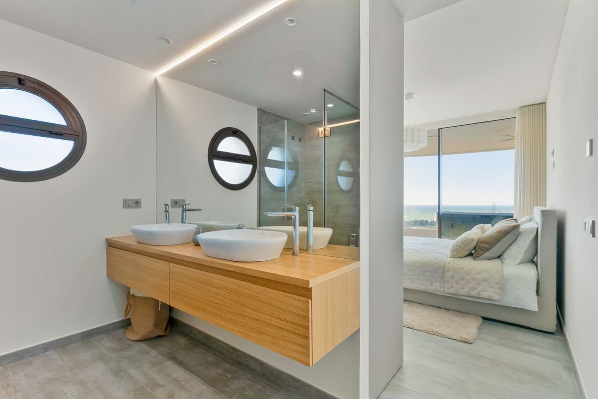 Nieuwbouw 3-slaapkamer appartement in Higuerón, op loopafstand van het strand in Higueron - foto 12