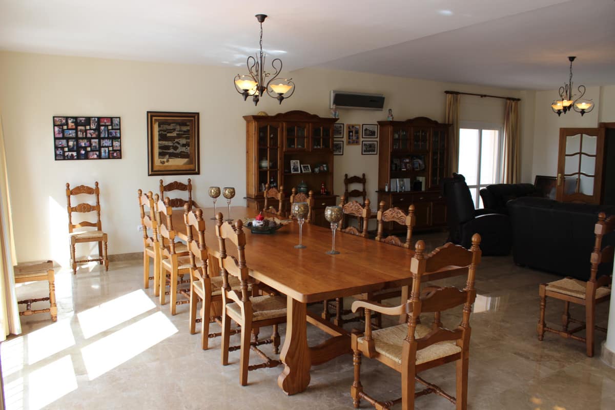 7-slaapkamer villa in Artola in Artola - foto 9