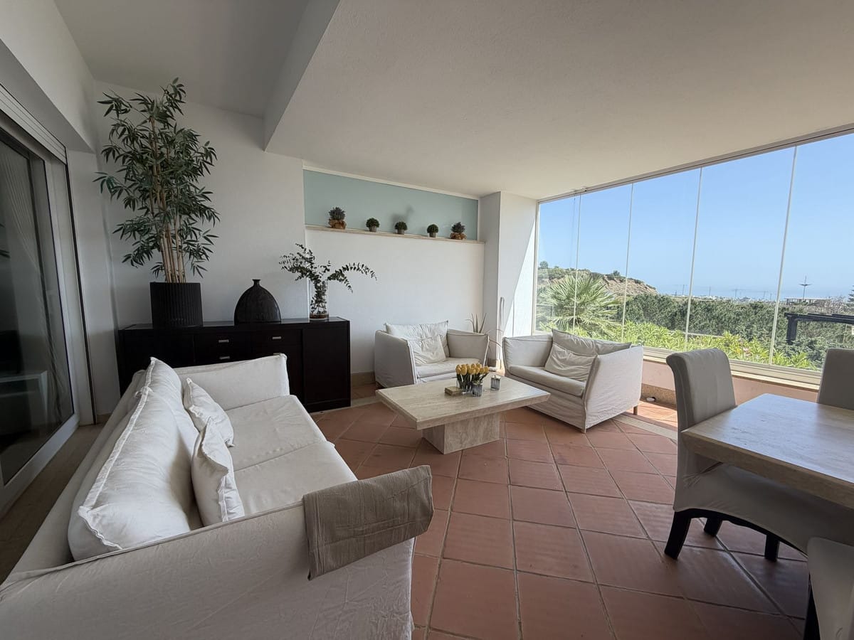 Drie slaapkamers, halfvrijstaande duplex-tussenwoning in Marbella (Santa Clara) in Marbella - foto 17