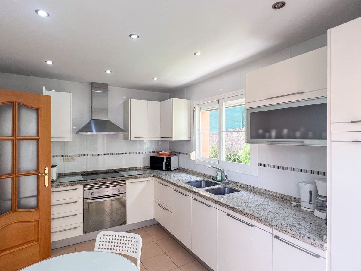 Villa met 4 slaapkamers in Cerros del Águila in Cerros del Aguila - foto 6