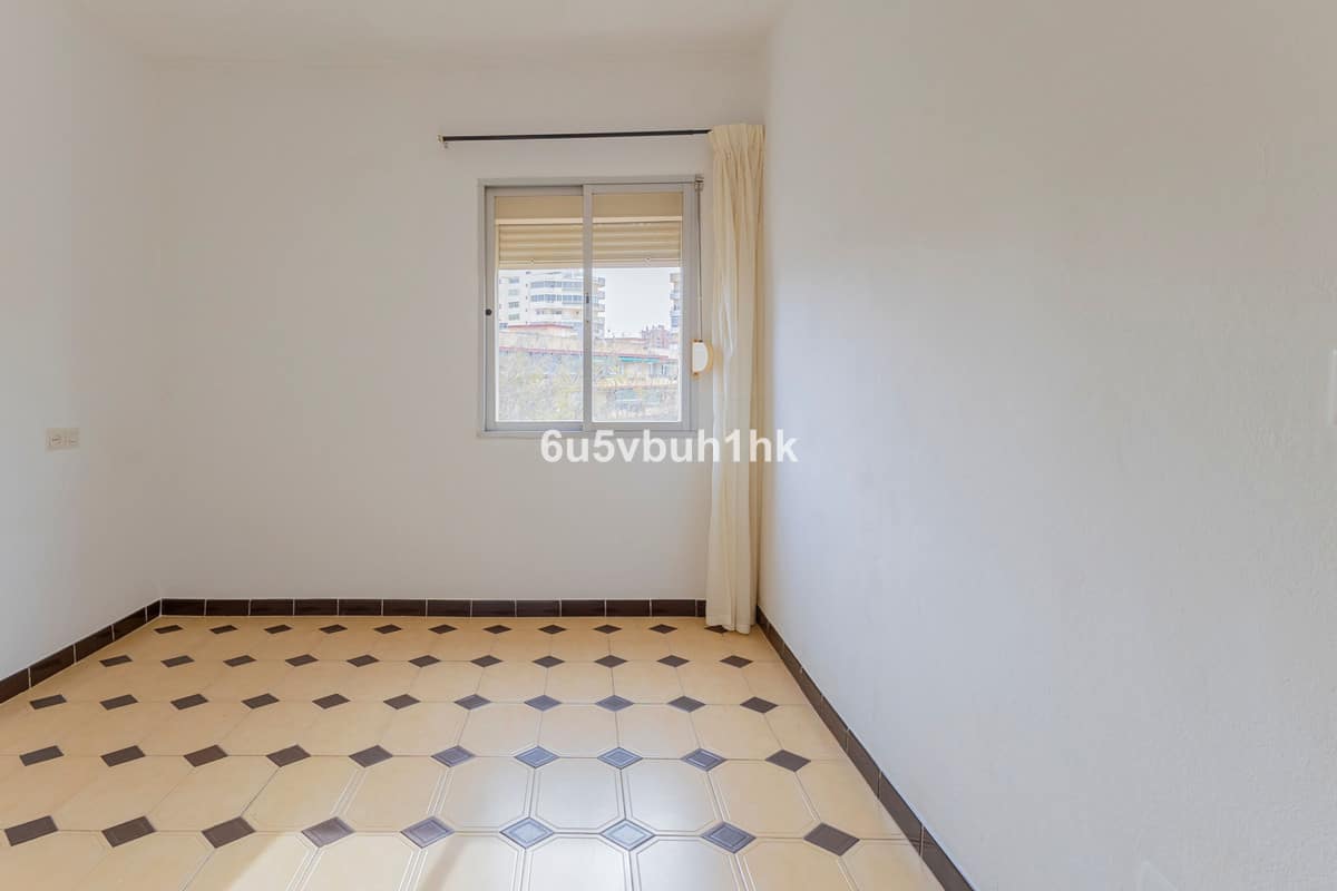 Drie-slaapkamer appartement in Fuengirola in Fuengirola - foto 4