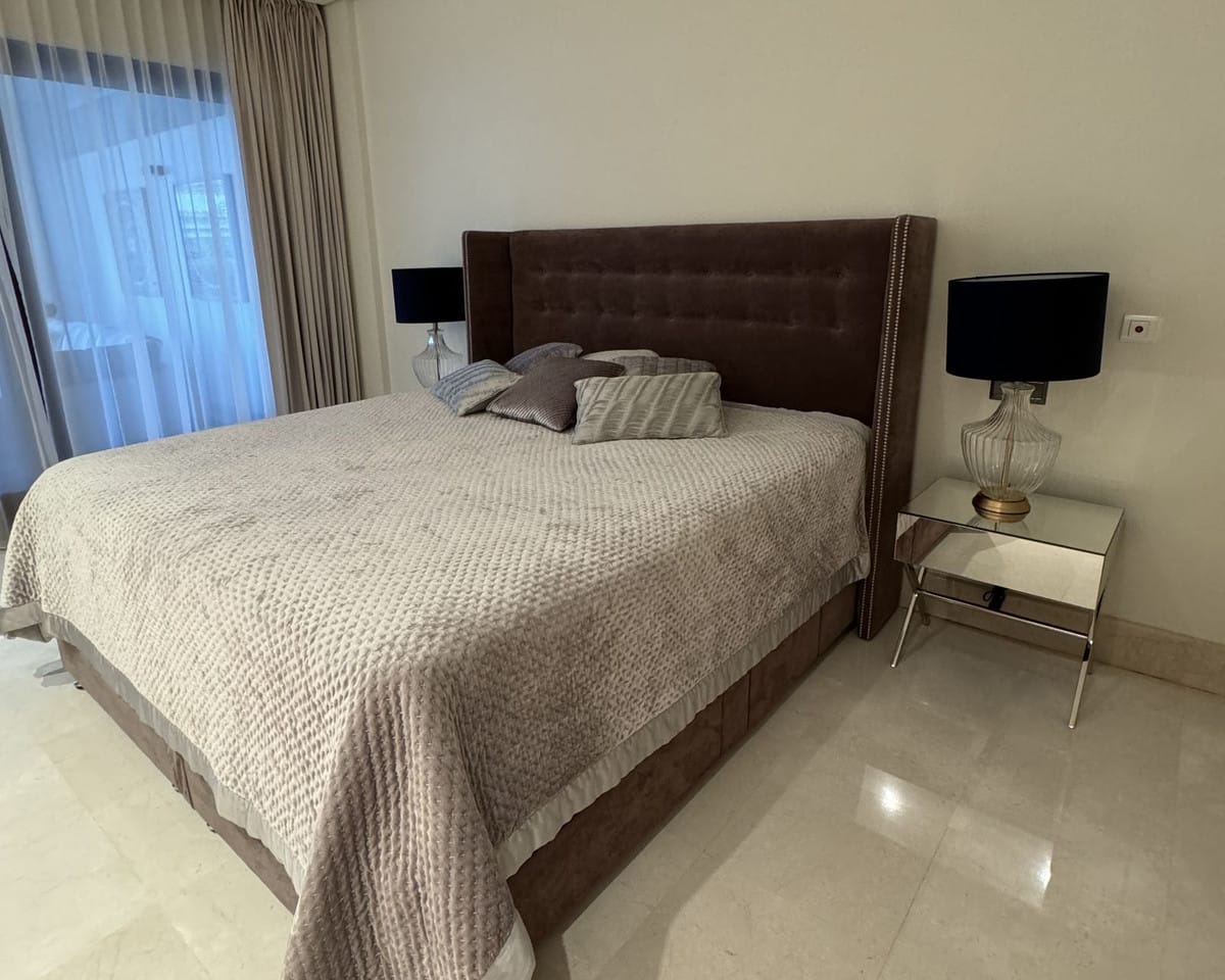 2-slaapkamer appartement aan het strand in Estepona in Estepona - foto 4