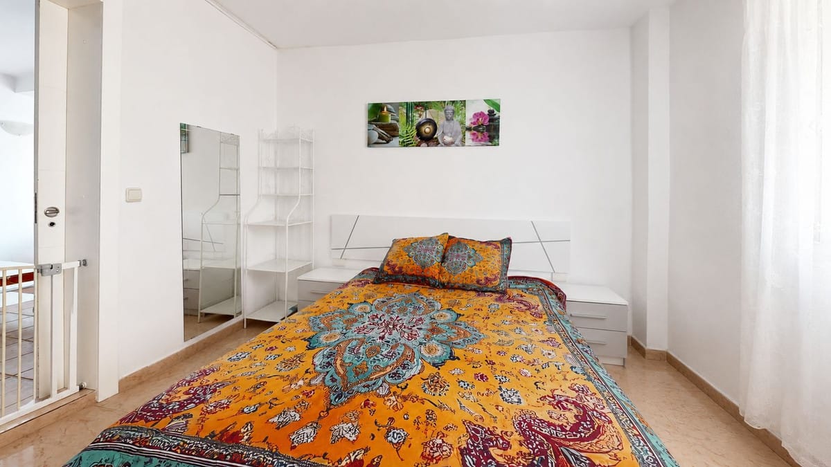 Drie-slaapkamer stadswoning in Estepona in Estepona - foto 17