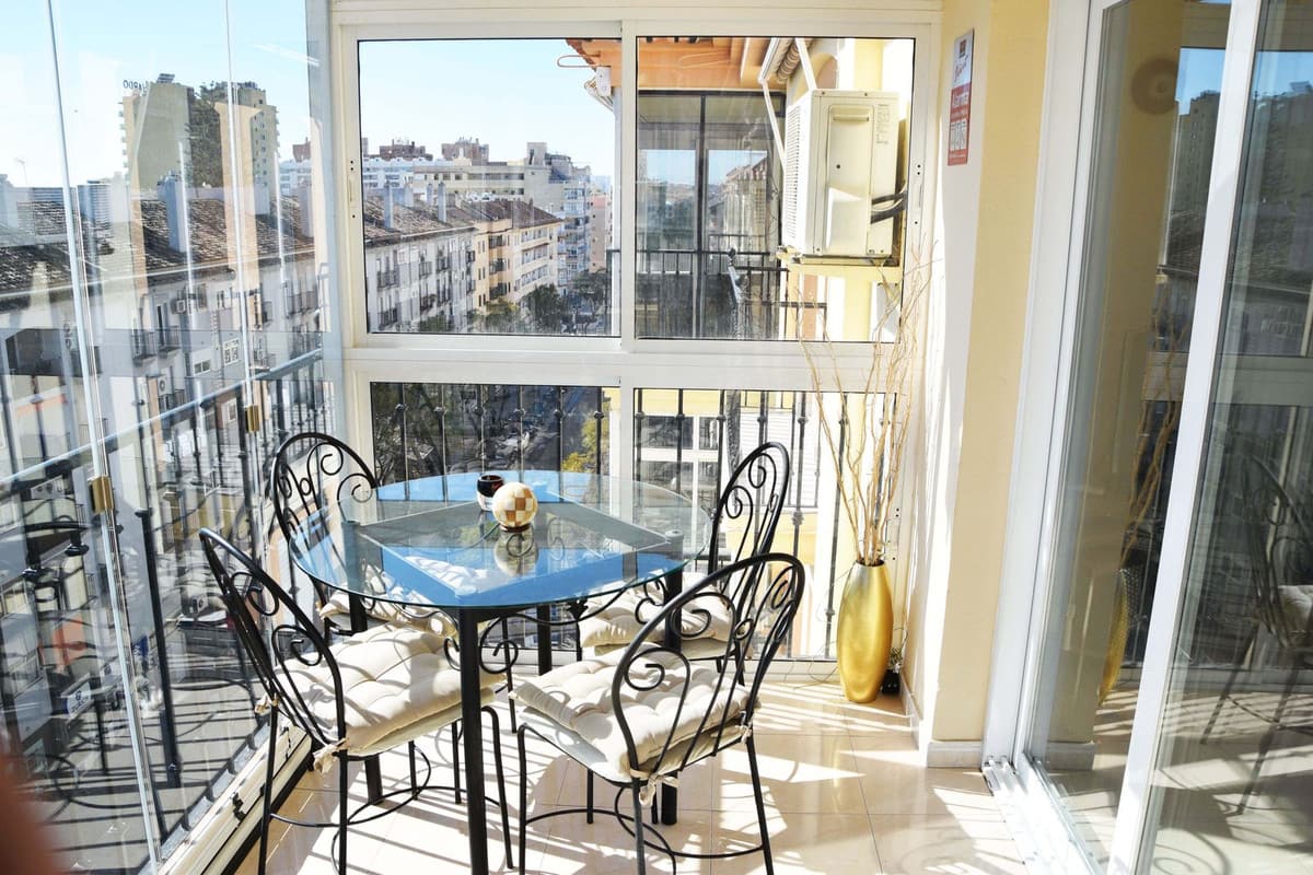 2-slaapkamer appartement met zeezicht in Fuengirola – tweede lijn naar het strand in Fuengirola - foto 3