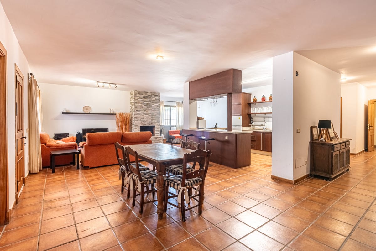 Vrijstaande villa in Marbella (Real Panorama) met zeezicht, 5 slaapkamers en 7 minuten lopen naar het strand in Marbella - foto 16