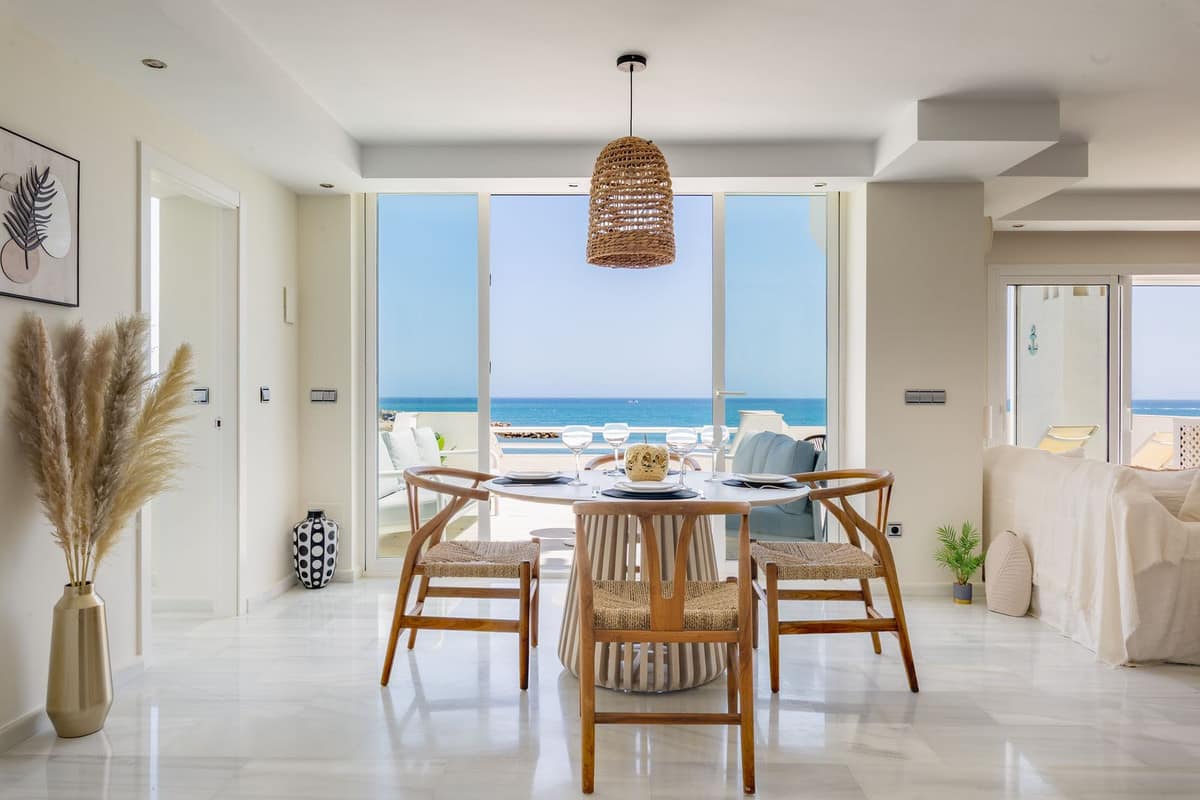3 bedroom Apartment in Estepona in Estepona - foto 2