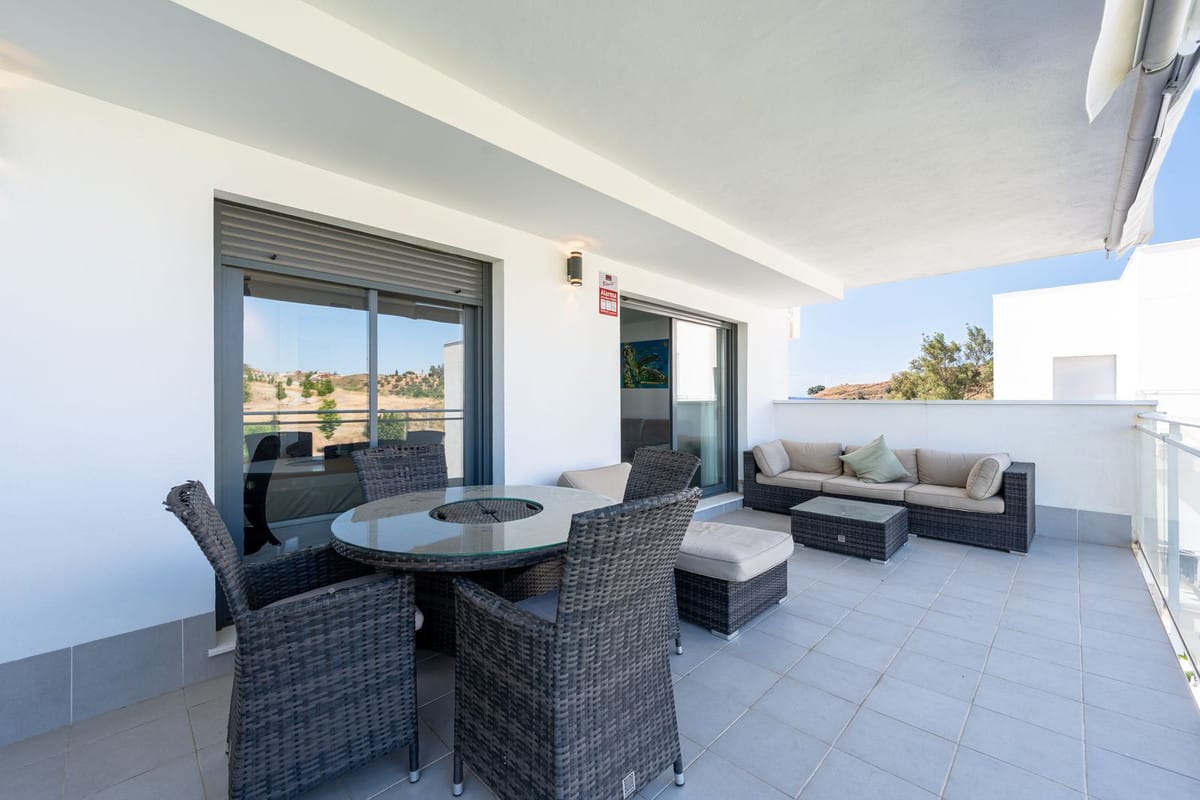 2 bedroom Apartment in La Cala De Mijas in La Cala de Mijas - foto 5