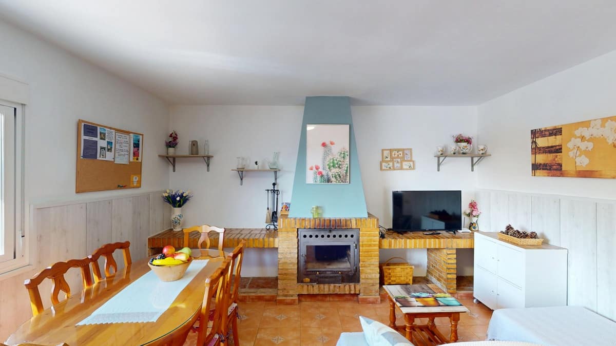 Huis met 3 slaapkamers in Sayalonga in Sayalonga - foto 15