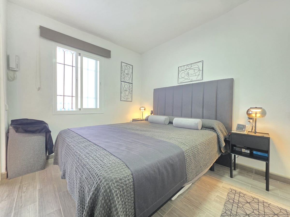 Charmant 1-slaapkamer penthouse met zwembadzicht in Cortijo Blanco, Marbella in Cortijo Blanco - foto 16