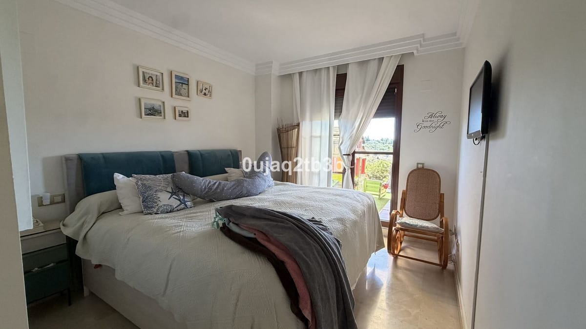 2 bedroom Apartment in Benahavís in Benahavís - foto 8