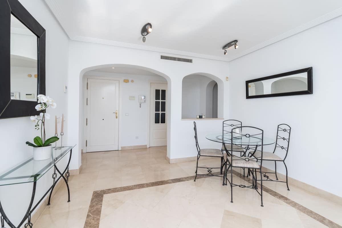 2-slaapkamer appartement in Los Arqueros met zee- en golfvallei-uitzichten in Los Arqueros - foto 4