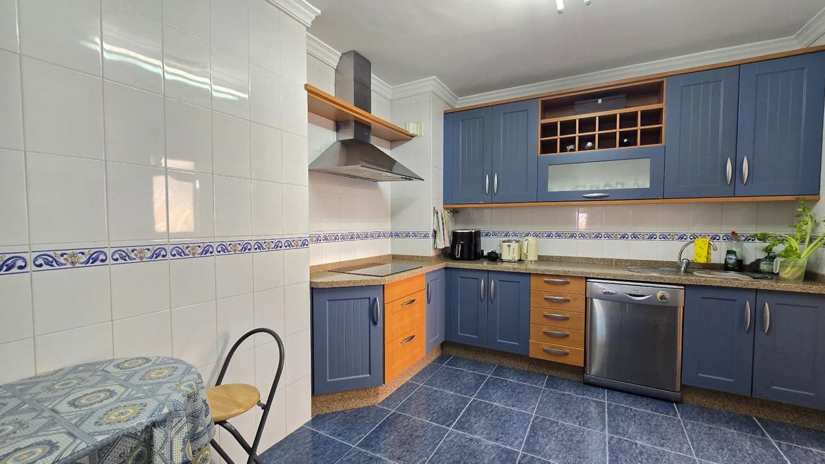 3-slaapkamer appartement in El Pinillo, Torremolinos | Terras, Zwembad, Parkeren en Opslagruimte in El Pinillo - foto 4