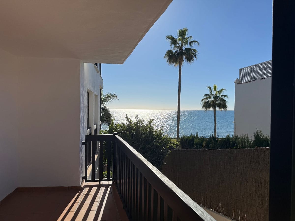 2-slaapkamer appartement in Calahonda aan het strand in Calahonda - foto 2