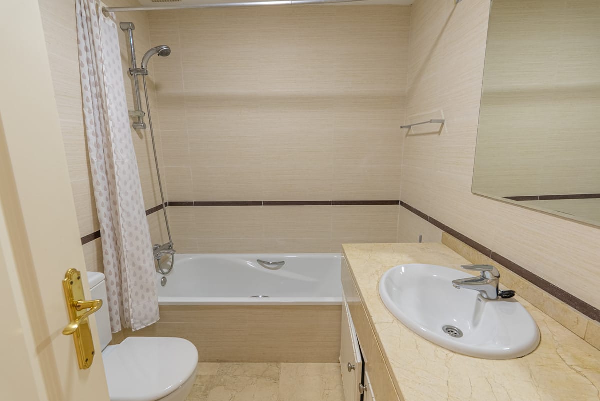 4-slaapkamerwoning in Estepona in Estepona - foto 19