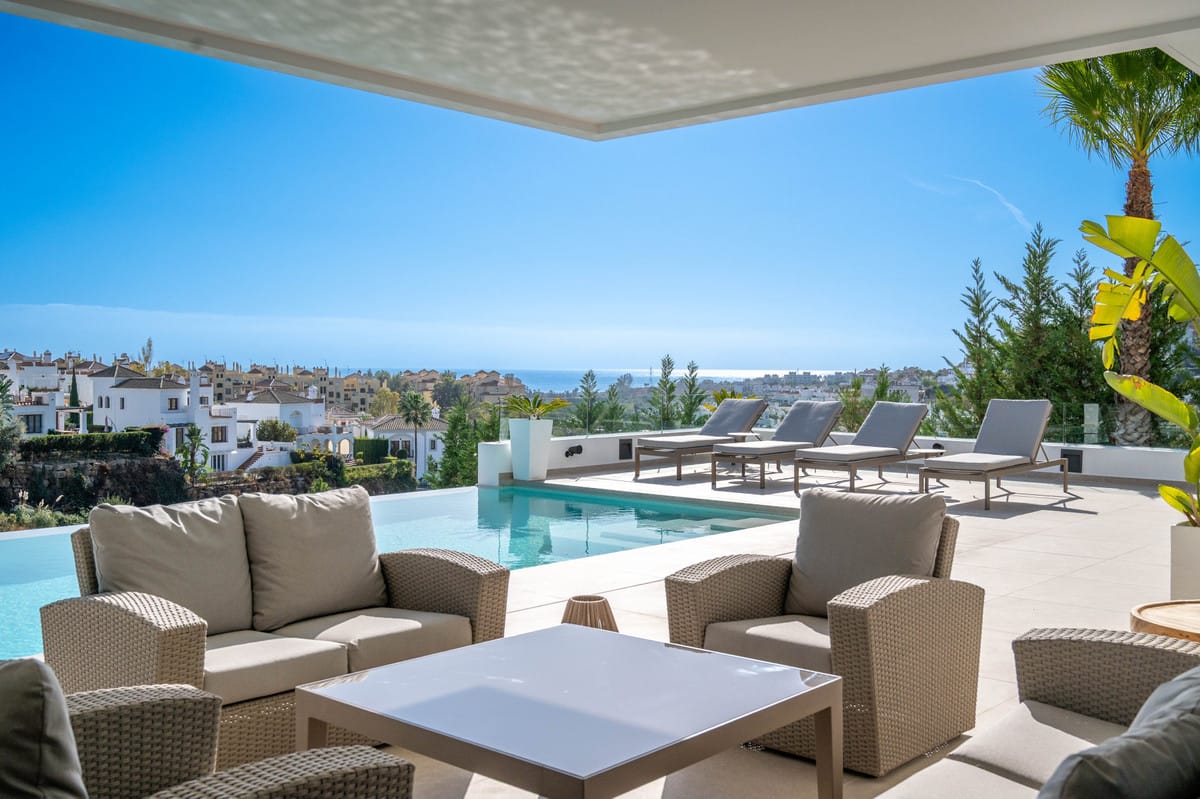 Villa met 6 slaapkamers in Estepona in Estepona - foto 2