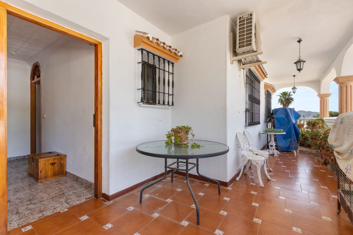 4-slaapkamerwoning in Los Pinos, Alhaurín de la Torre in Alhaurín de la Torre - foto 12