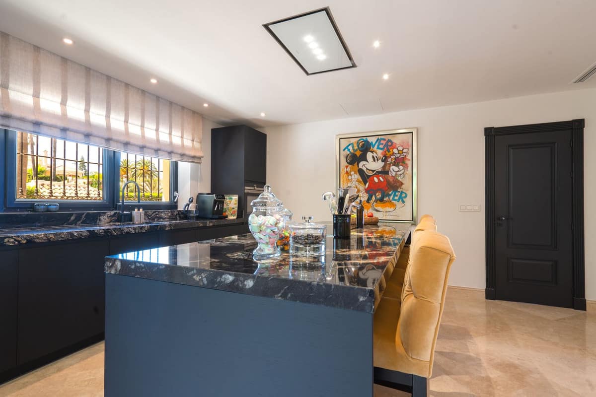 Luxe villa met zeezicht en topfaciliteiten op loopafstand van La Cala de Mijas in La Cala de Mijas - foto 12