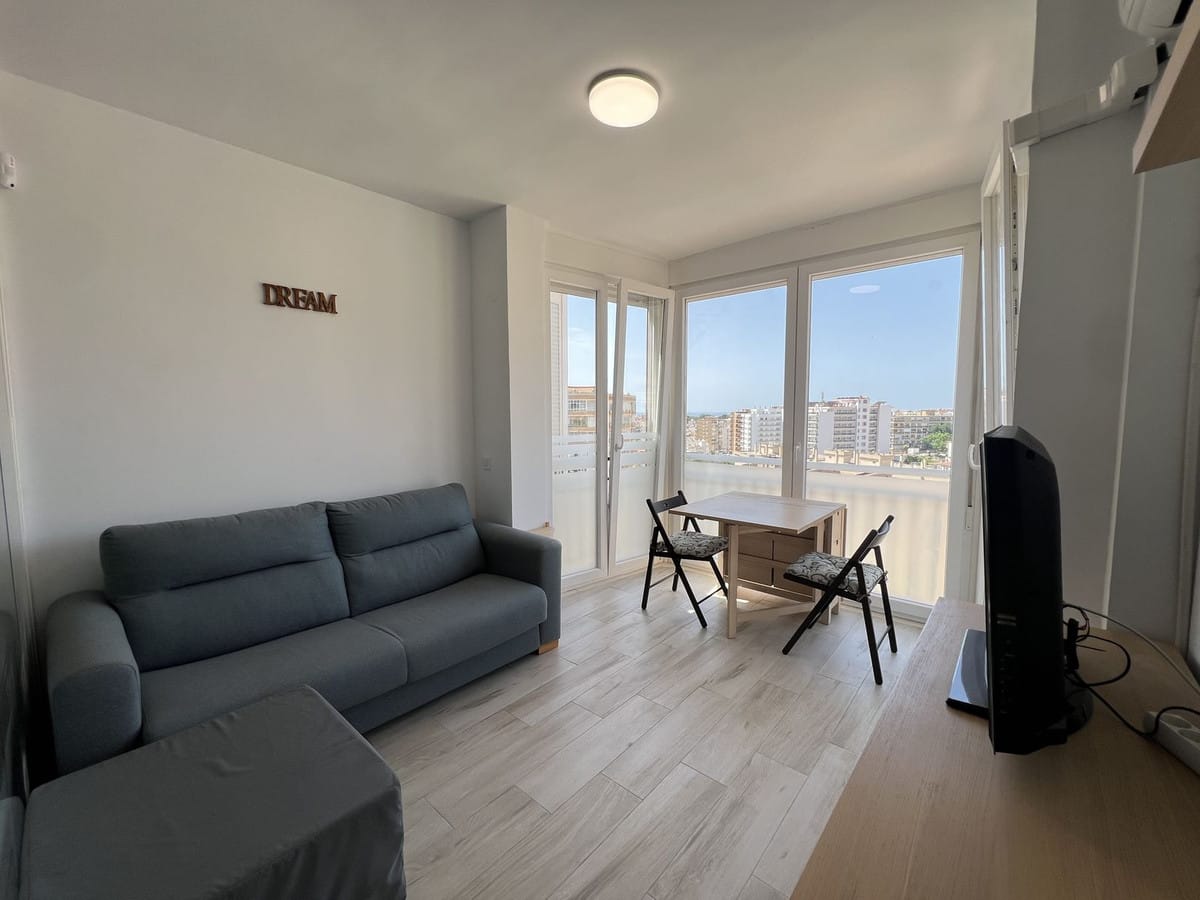 1 bedroom Apartment in Torremolinos in Torremolinos - foto 11