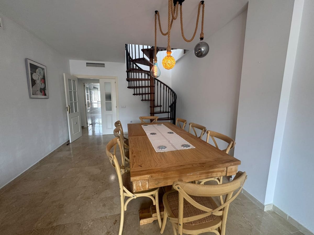 Drie-slaapkamer duplex penthouse in Manilva in Manilva - foto 4