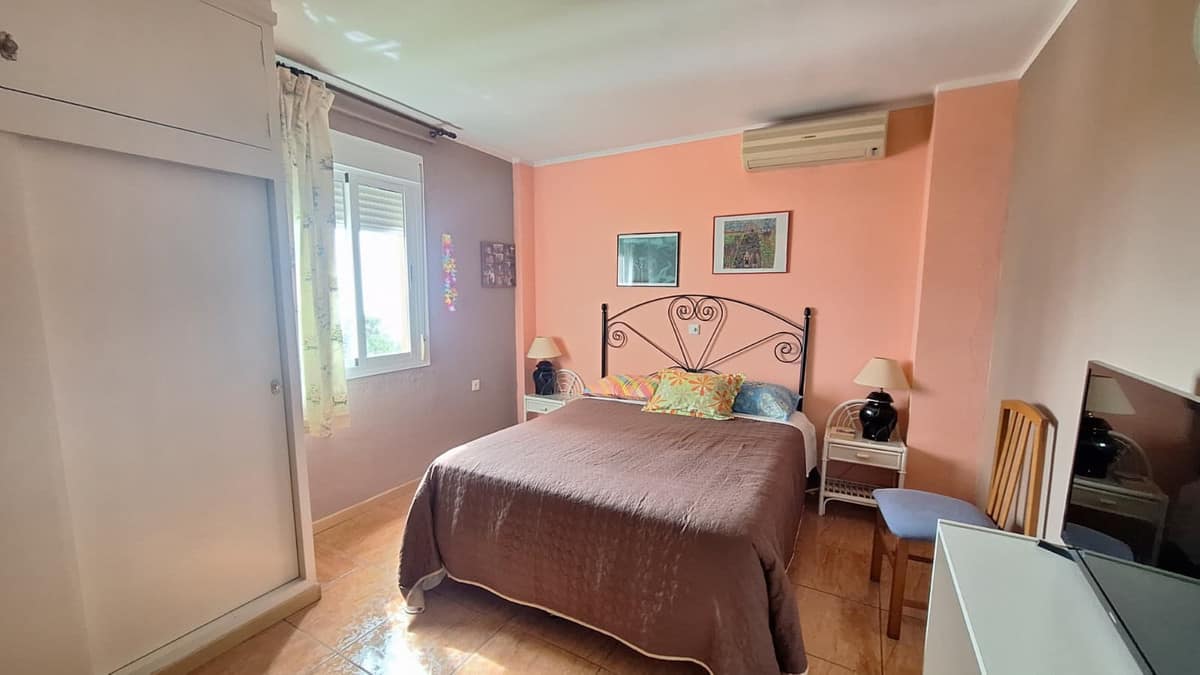 Drie-slaapkamerappartement aan de boulevard van La Playa del Cristo, Estepona in Estepona - foto 13
