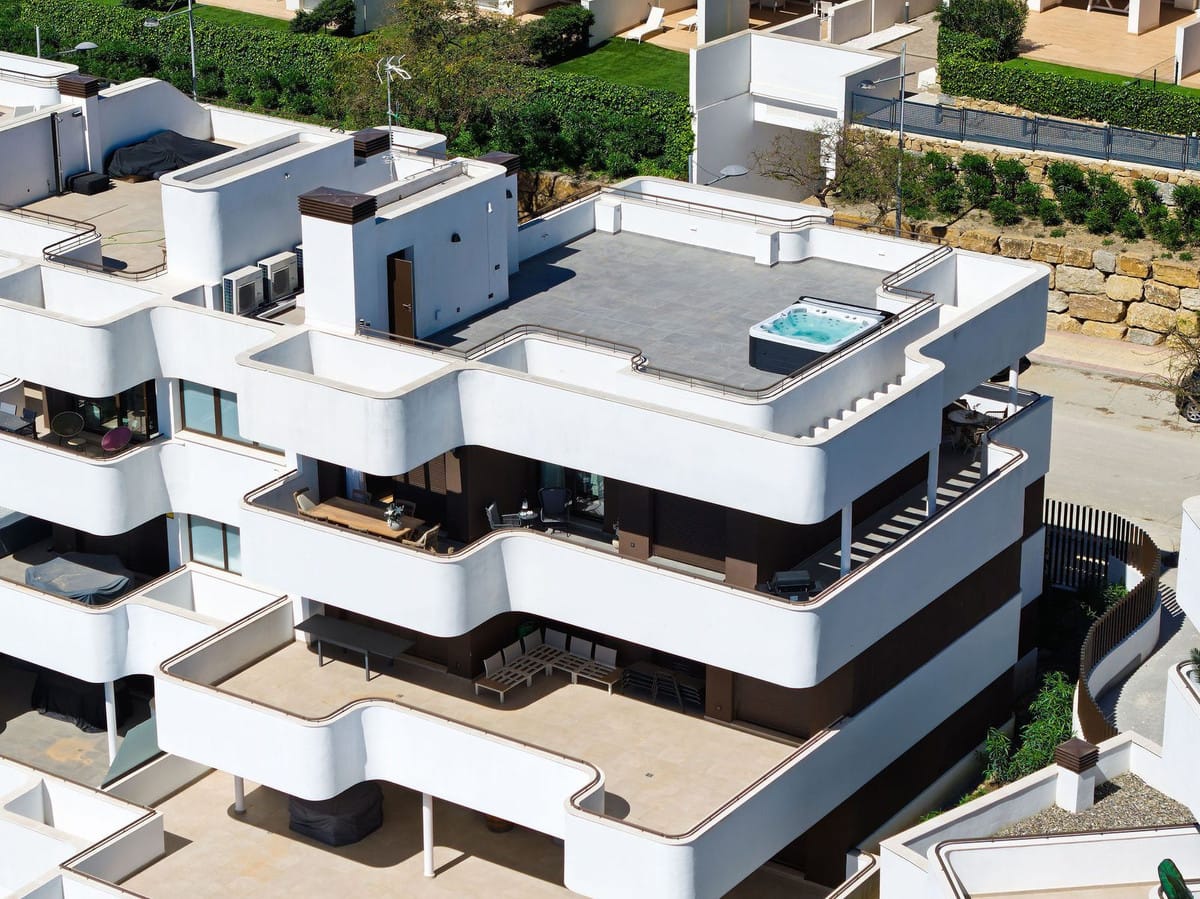 Drie-slaapkamer penthouse in Estepona in Estepona - foto 2