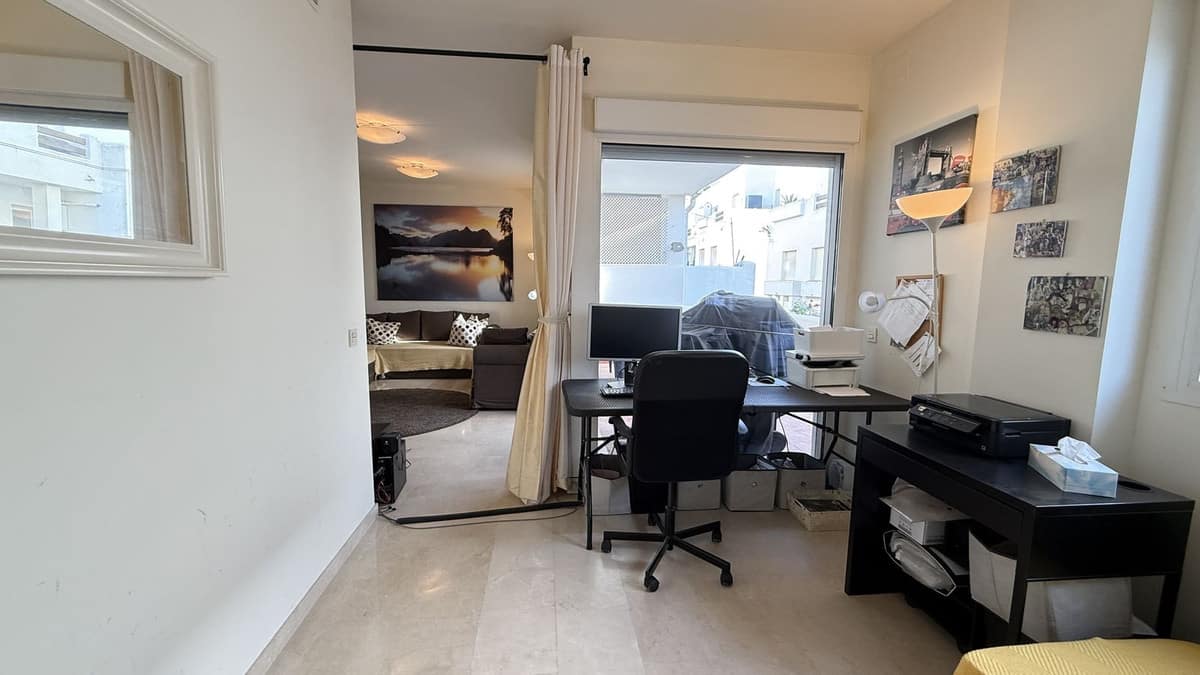 Ruim 4-slaapkamer duplex naast golfbaan in Estepona in Estepona - foto 6