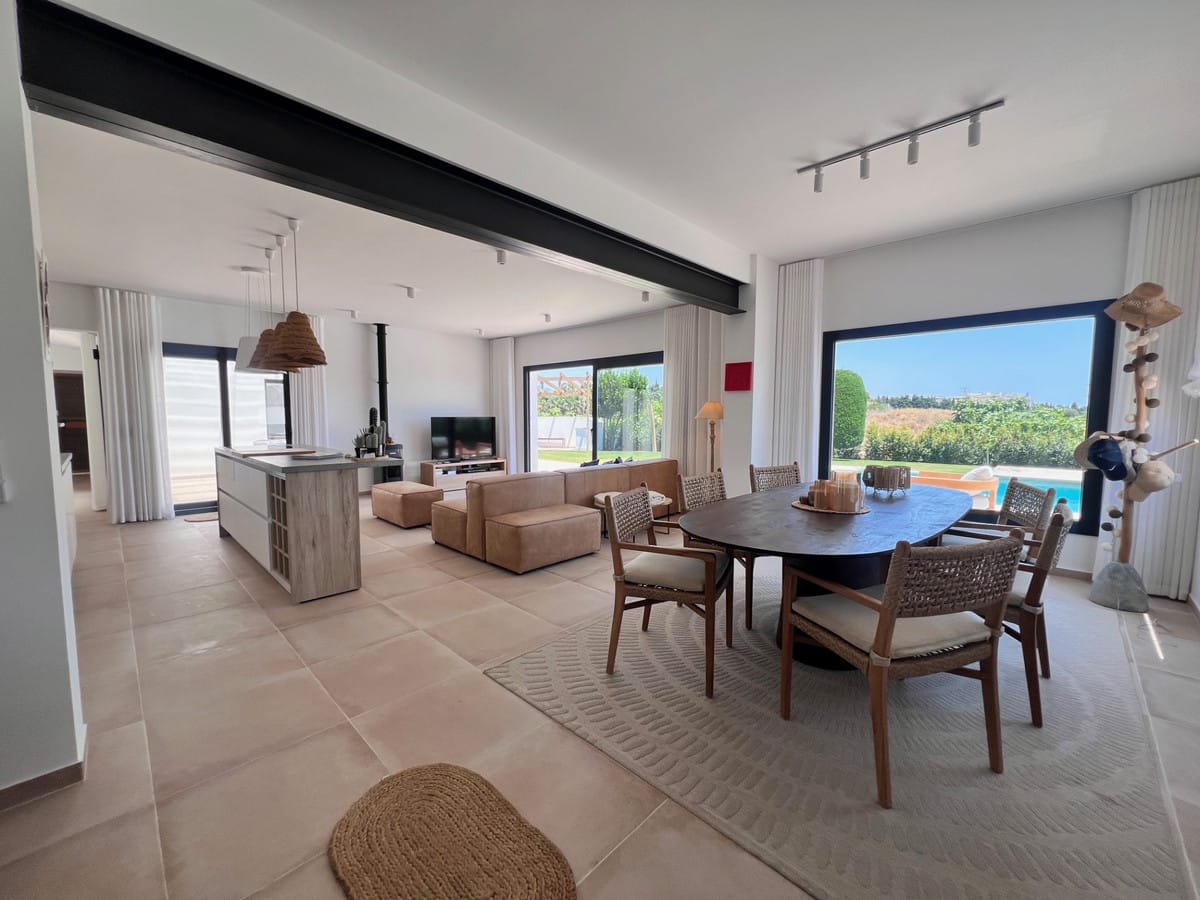 3-slaapkamer villa aan de New Golden Mile, Estepona in Estepona - foto 2