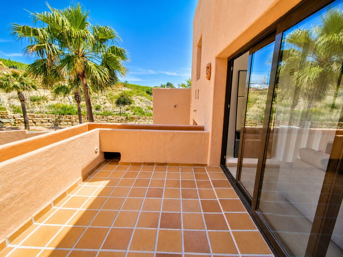 Spectaculair penthouse met zee- en golfbaanuitzicht in San Luis de Sabinillas in San Luis de Sabinillas - foto 10