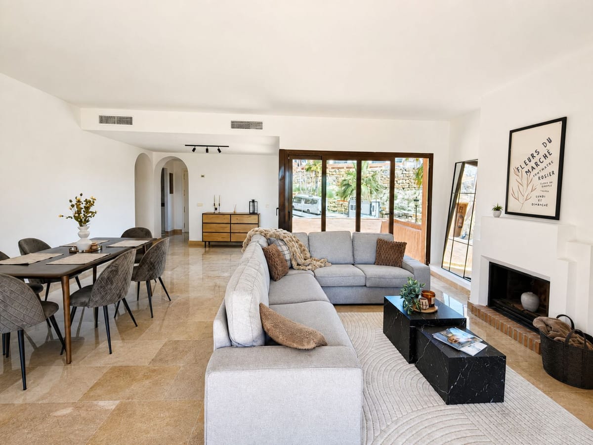 Spectaculair penthouse met zee- en golfbaanuitzicht in San Luis de Sabinillas in San Luis de Sabinillas - foto 4