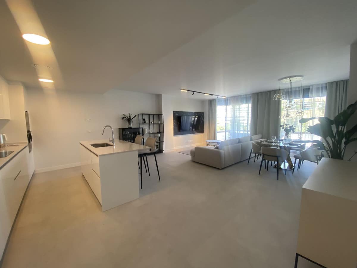 Drie-slaapkamerappartement in Estepona in Estepona - foto 5