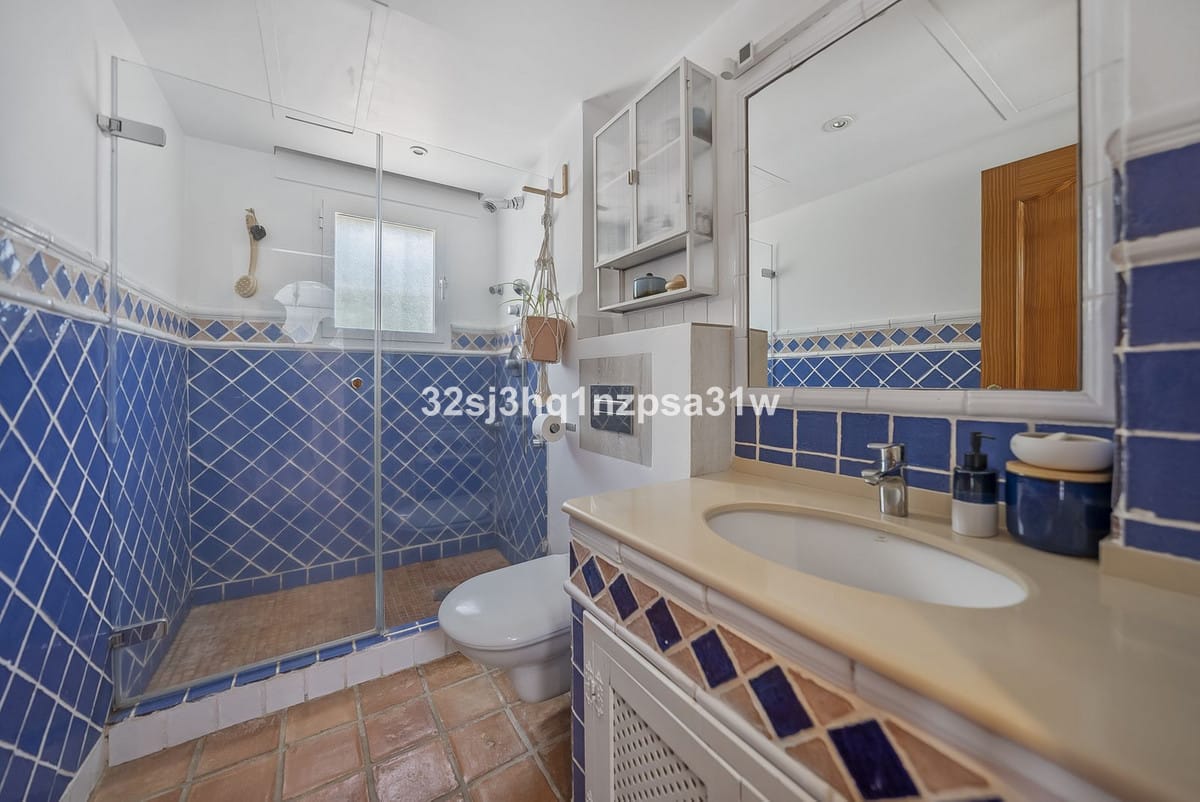 Villa met 6 slaapkamers in Estepona in Estepona - foto 17